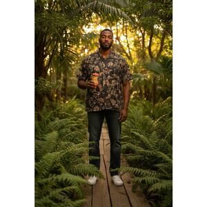 Ron Chereskin Rayon Shirt Mens M Beige Printed Short Sleeve Button Hawaiian V1